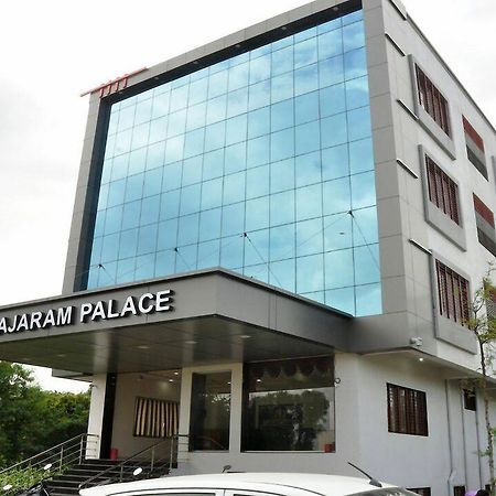 Sai Rajaram Palace Ширді Екстер'єр фото